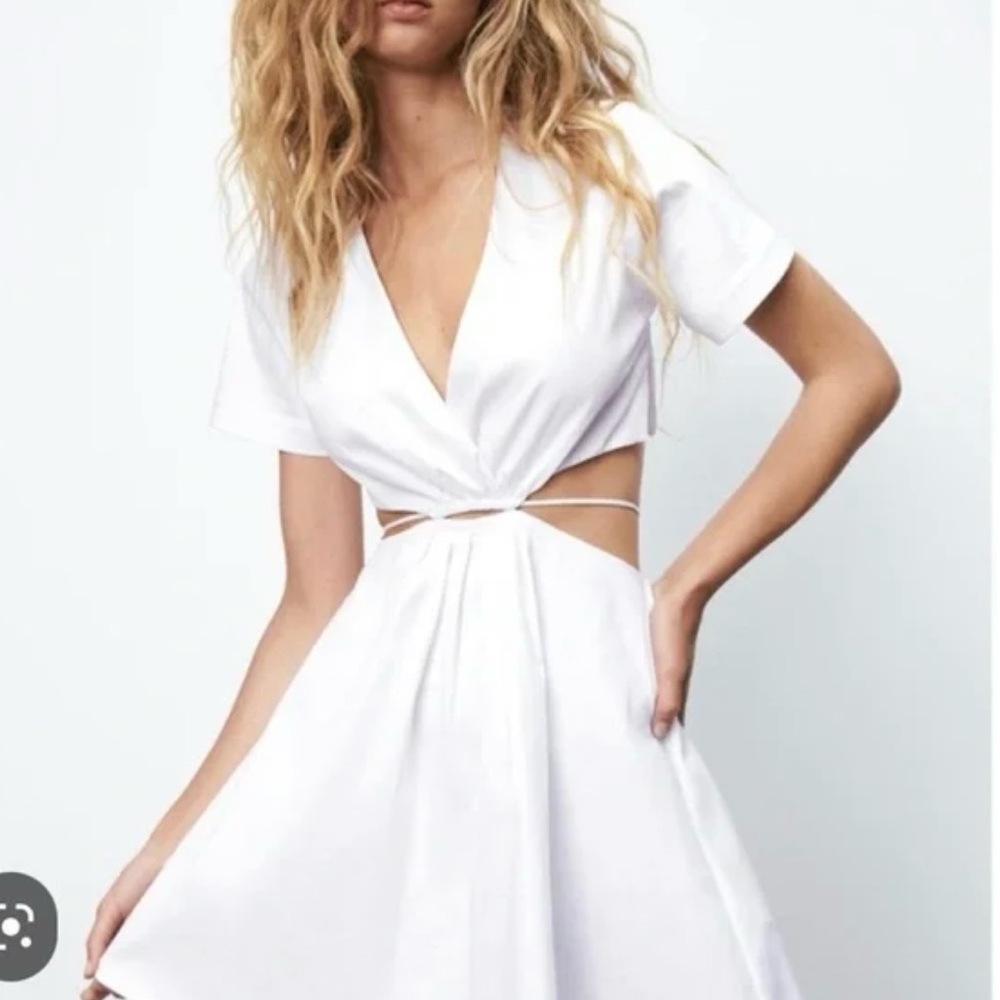 Zara Cutout Poplin Dress White Mini Dress with Cut-Out Design
